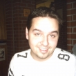 Roman�v obl�ben� n�poj je Becherovka...